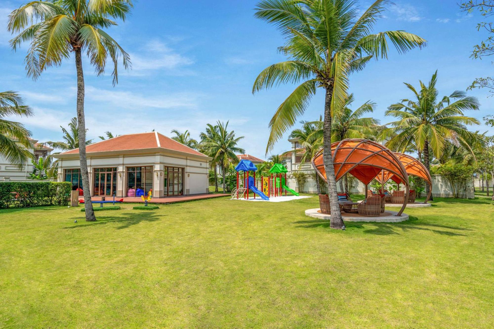 Fusion Resort And Villas Da Nang Bagian luar foto